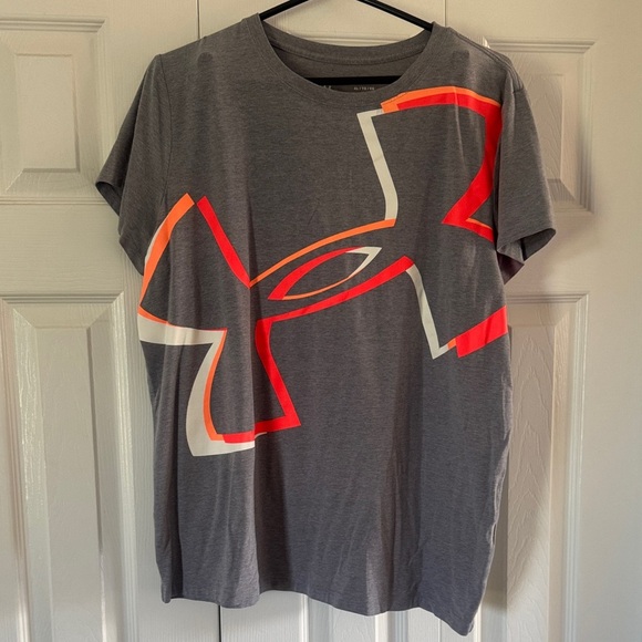 Under Armour women’s Gray Tee with Red and Orange Design - Picture 1 of 4